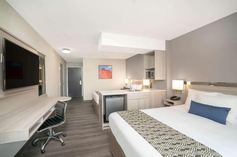 Quarto Estandar, Crown  Tasikmalaya