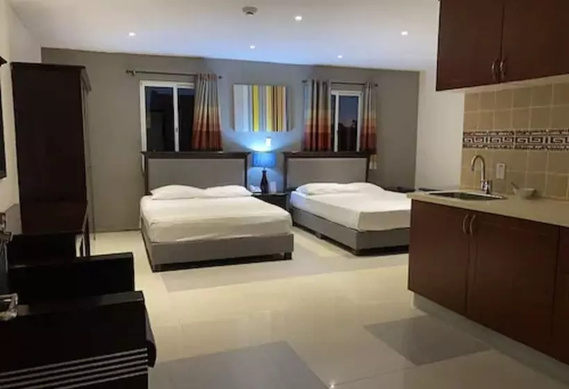 استودیوی سوپریور, Curacao Suites