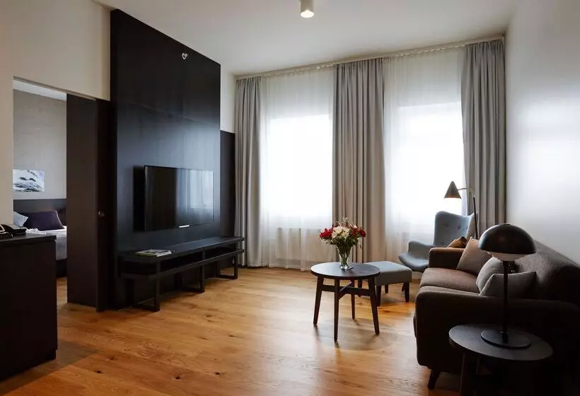 سوییت, Fosshotel Reykjavík