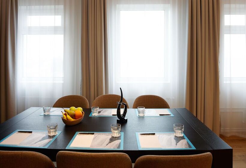 سوییت, Fosshotel Reykjavík