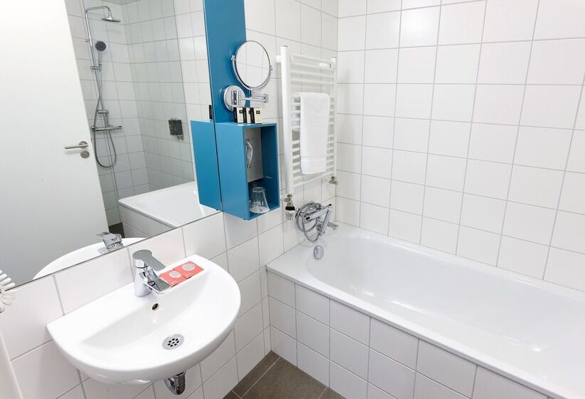 اتاق خانوادگی, Fosshotel Reykjavík