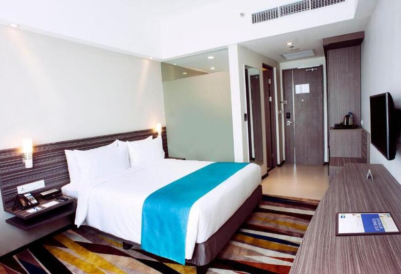 适合残疾人使用的标准间, Holiday Inn Express Surabaya Centerpoint, An Ihg