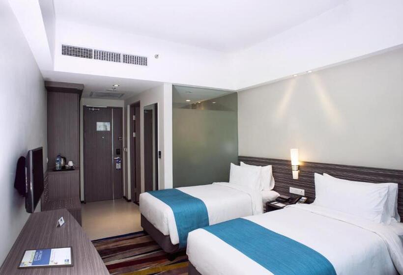 חדר סטנדרט, Holiday Inn Express Surabaya Centerpoint, An Ihg