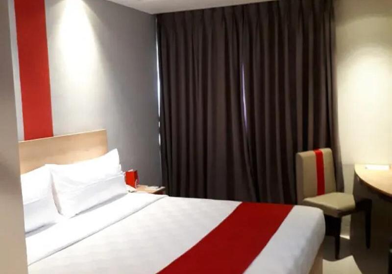 חדר סופריור, @hom Semarang Simpang Lima