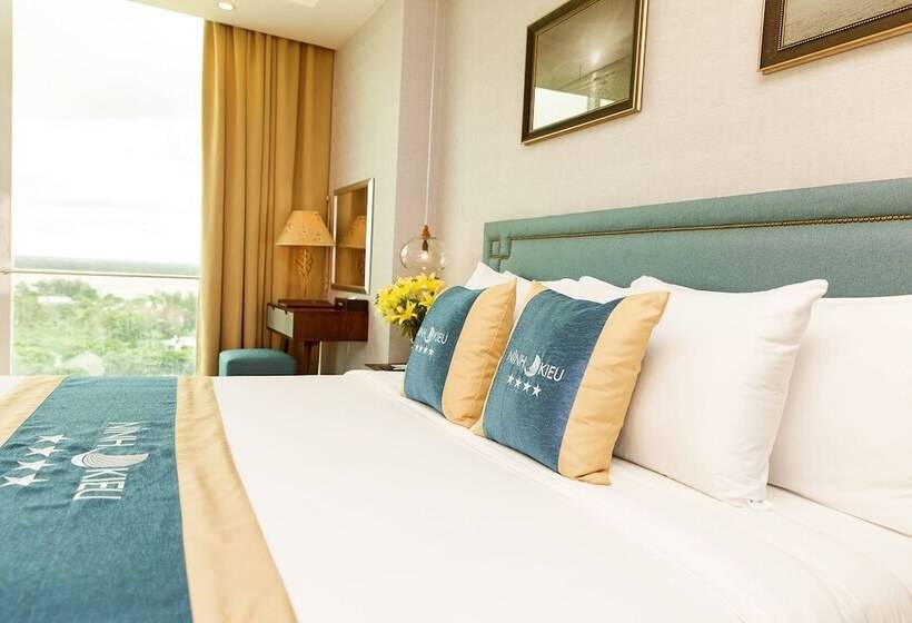 اتاق سوپریور با چشم‌انداز رودخانه, Ninh Kieu Riverside