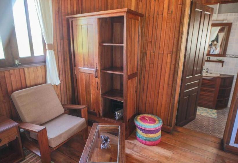 اتاق استاندارد چهار تخته, Kimony Resort