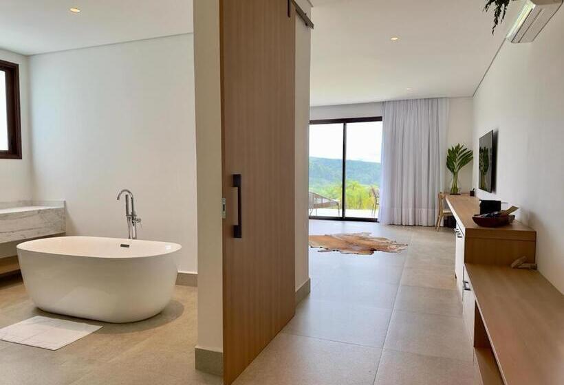 Люкс, Lake Vilas Charm