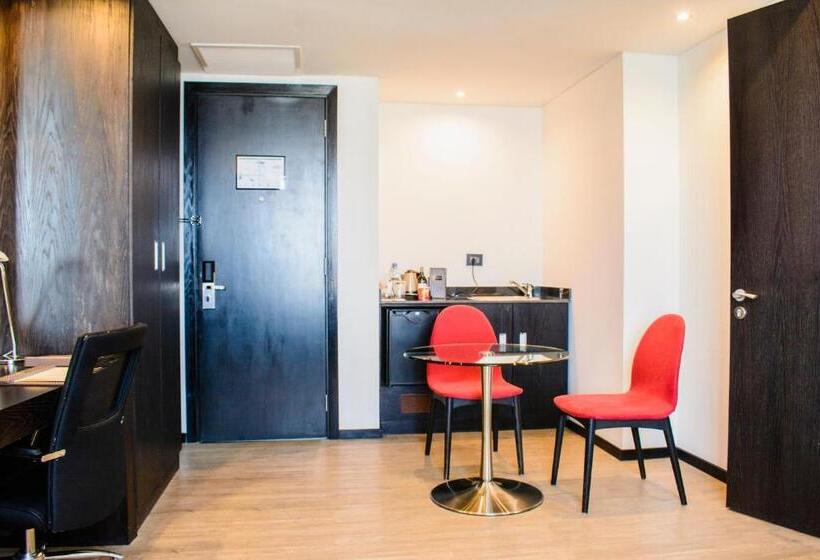 سوئیت با تخت بزرگ, Onomo Hotel Dar Es Salaam