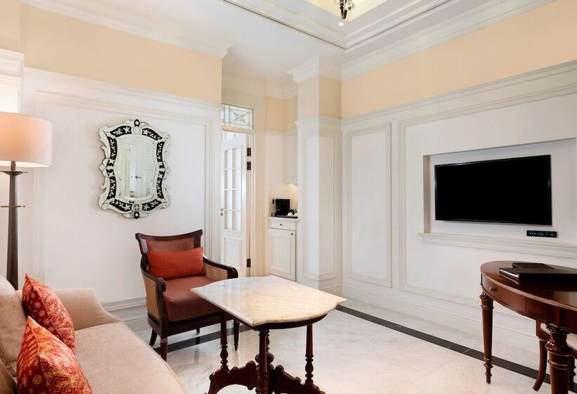 اتاق اجرایی, The Hermitage, A Tribute Portfolio Hotel, Jakarta