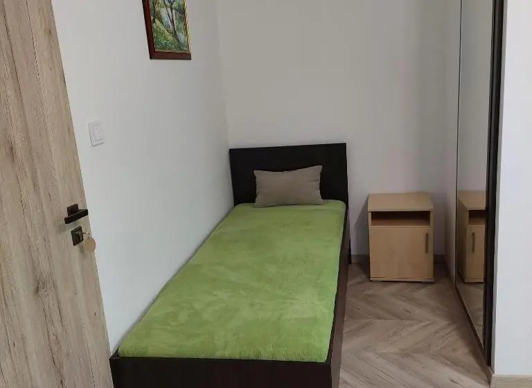 Standard Kolmen Hengen Huone, Gyepszél Panzió Tokaj
