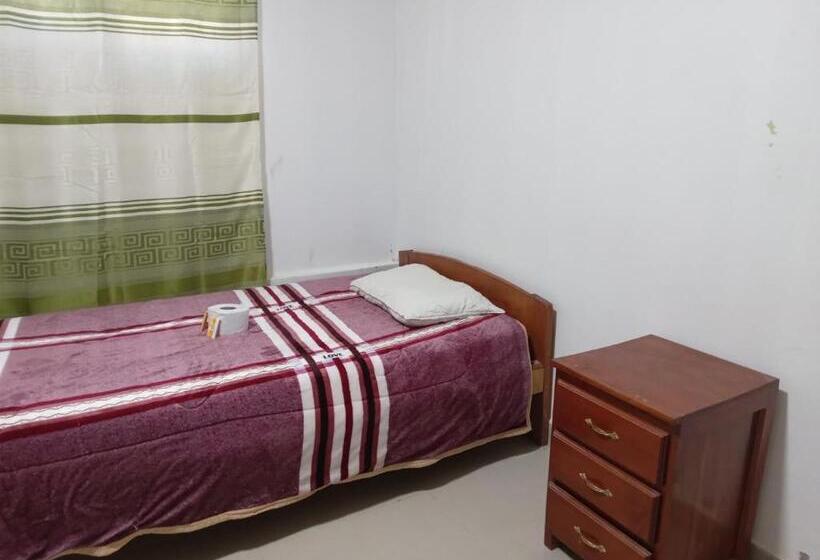 Кровать в Общей Комнате, Hostel Home Trotamundos