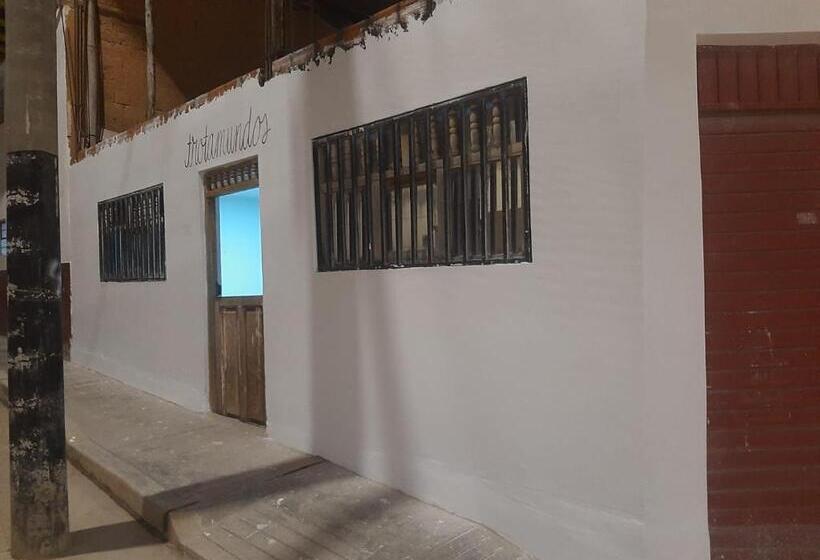 تختخواب در اتاق مشترک, Hostel Home Trotamundos