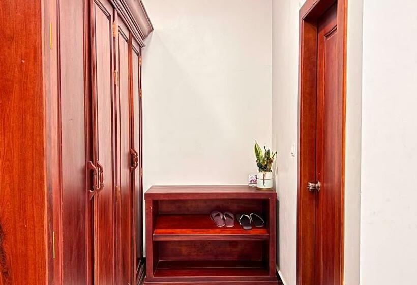 اتاق لوکس, Nyna Villa Guesthouse