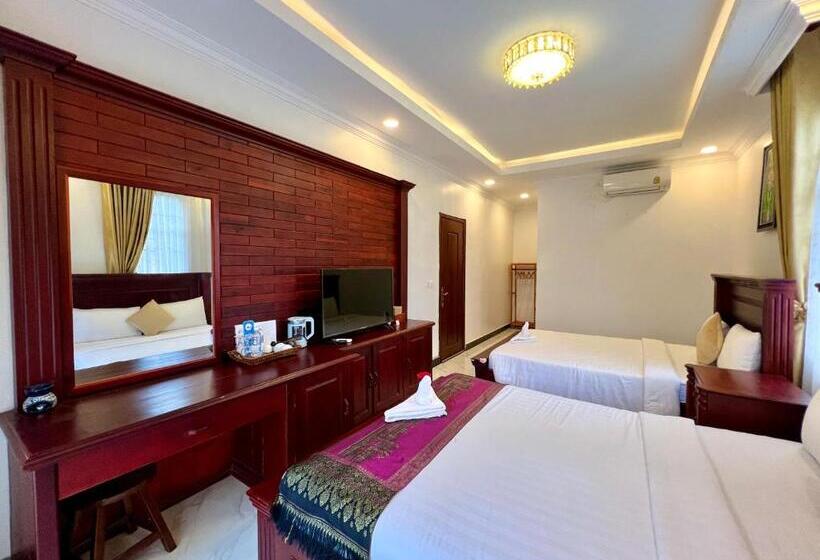 اتاق استاندارد با بالکن, Nyna Villa Guesthouse