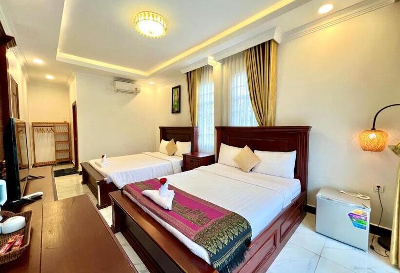 اتاق استاندارد با بالکن, Nyna Villa Guesthouse