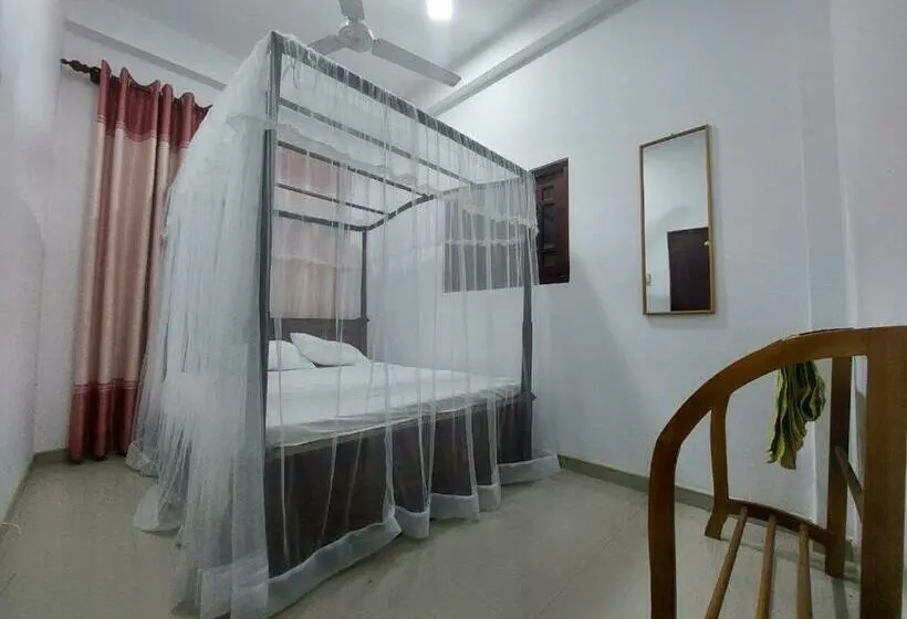 اتاق استاندارد, White Villa