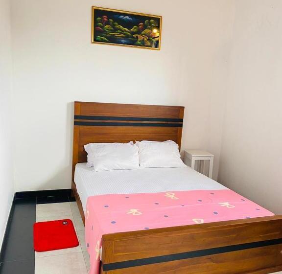 ‫فيلا غرفة نوم واحدة, White Villa