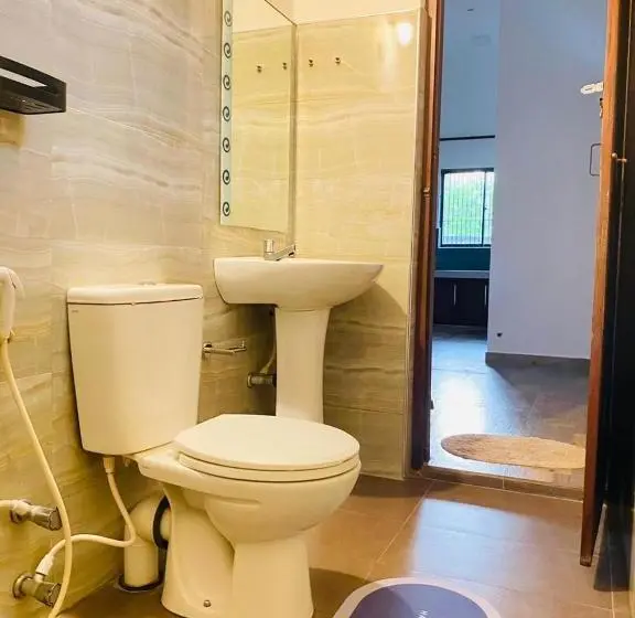 ویلای 1 خوابه, White Villa