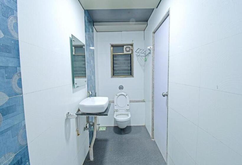 חדר דלוקס, Vishnupriya Grand