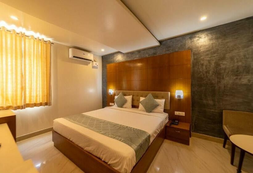 חדר דלוקס, Tetrad Hotels   International Airport Road Hebbal