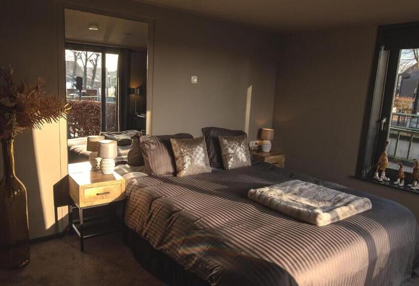 テラス付きスタンダードルーム, Yep! Slapen Bij De Sluis