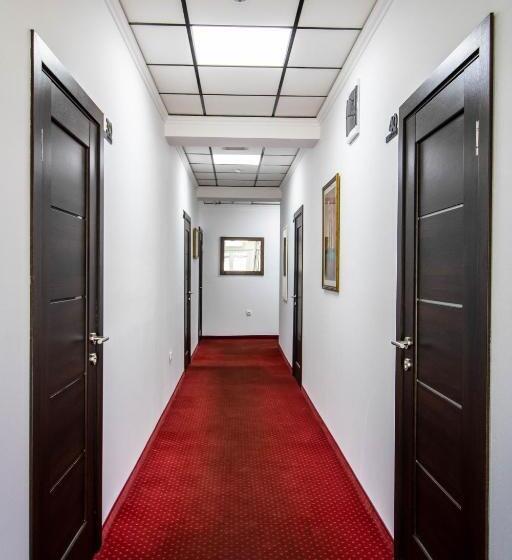 اتاق استاندارد, Hostel Aurora