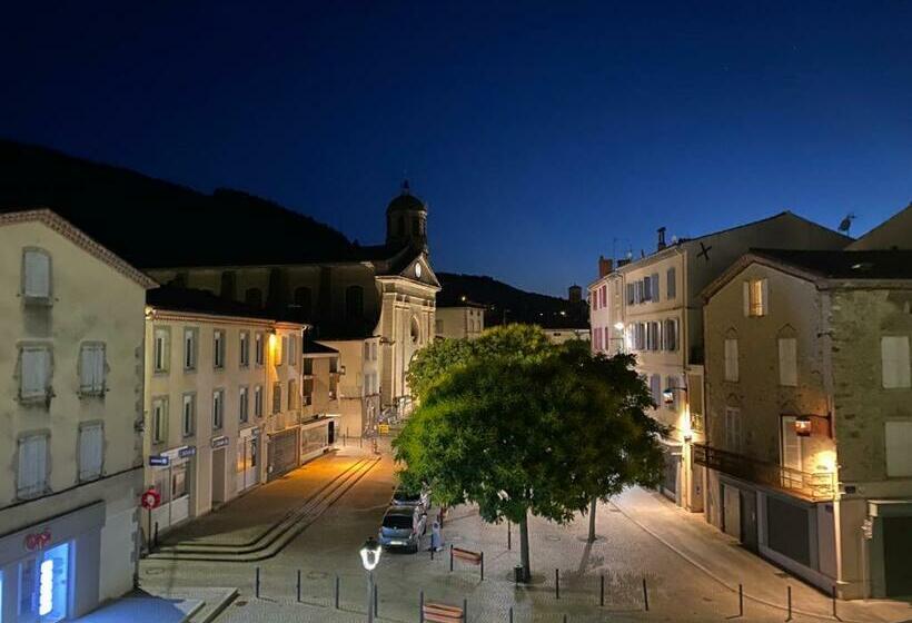 带1个卧室的带阳台的公寓, Les Appartements Du Cep’t