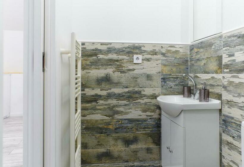 豪华工作室, Bella House Apartaments