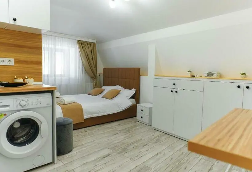 デラックススタジオ, Bella House Apartaments