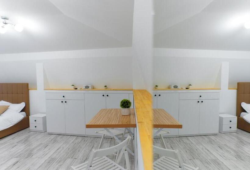 豪华工作室, Bella House Apartaments