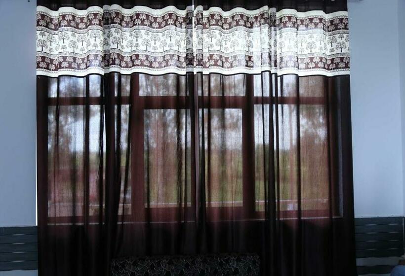 Трехместный Номер Классика, Oyo 70165 Royal Green Hotal