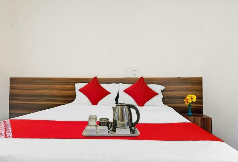 اتاق کلاسیک سه تخته, Spot On Swarg Executive Paradise Near Fun Time Multiplex