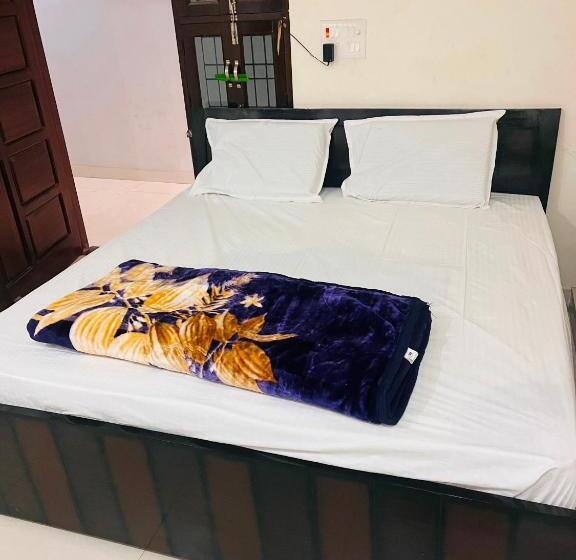 Habitació Triple Clàssica, Spot On 70239 Tiger