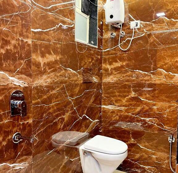 共用房间的床, Rahul Men S Ac Dormitory