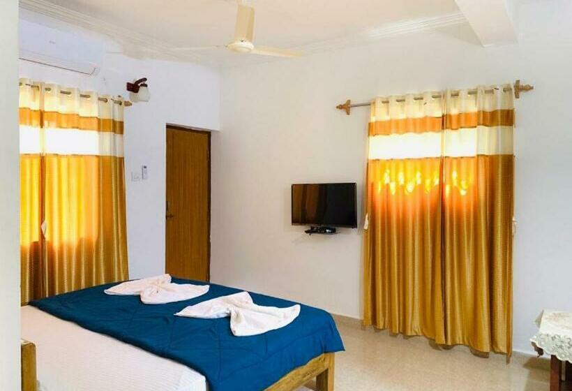 اتاق استاندارد با بالکن و چشم‌انداز دریا, Mirissa Village Mirissa