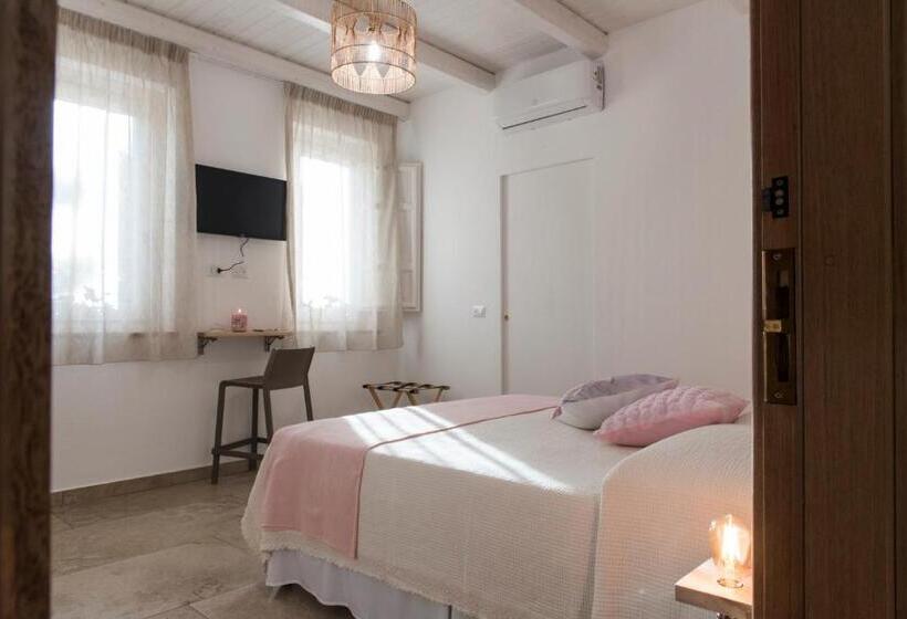 Номер Deluxe, Giallo Ficodindia