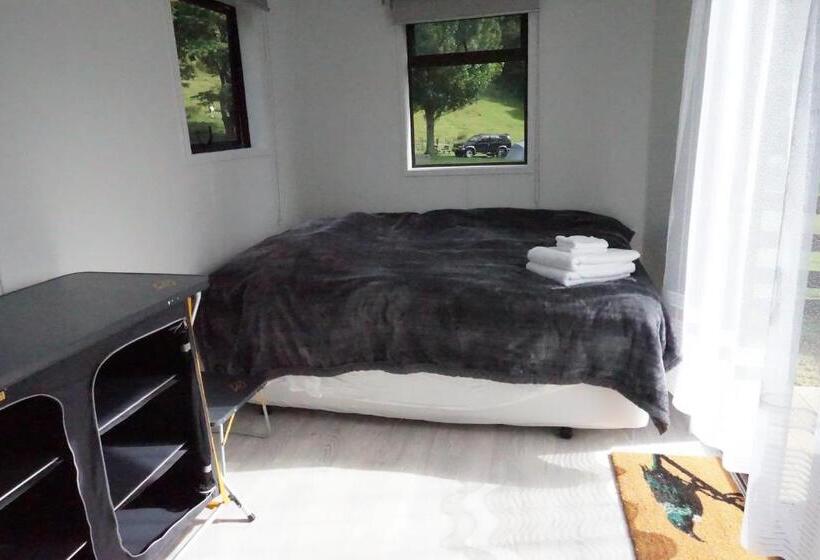 Standard room with outdoor bath, Cable Bay Farm