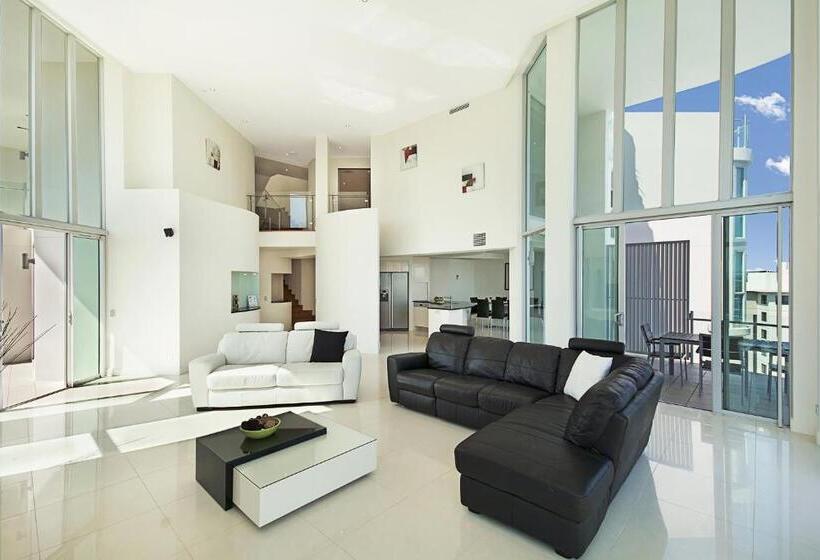 1 Bedroom Penthouse Apartment, Aqua Vista Resort