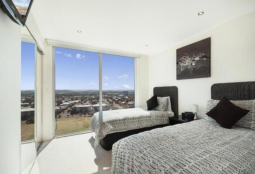 1 Bedroom Penthouse Apartment, Aqua Vista Resort