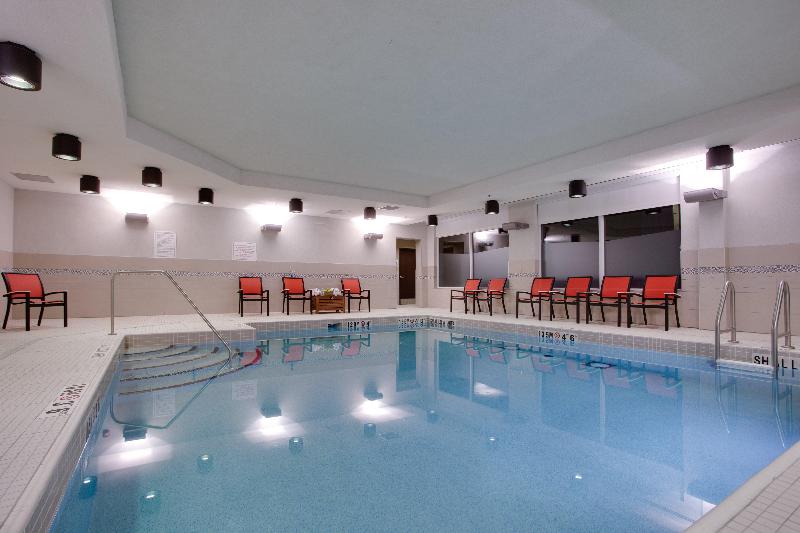 스탠다드 룸, Holiday Inn Express & Suites Ottawa East Orleans, An Ihg