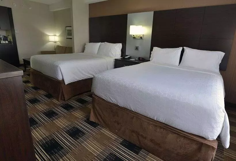 Sviitti, Holiday Inn Express & Suites Ottawa East Orleans, An Ihg