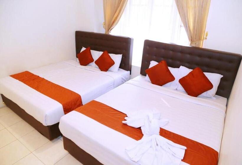 بانگلوی استاندارد, Indah Palace Tawangmangu