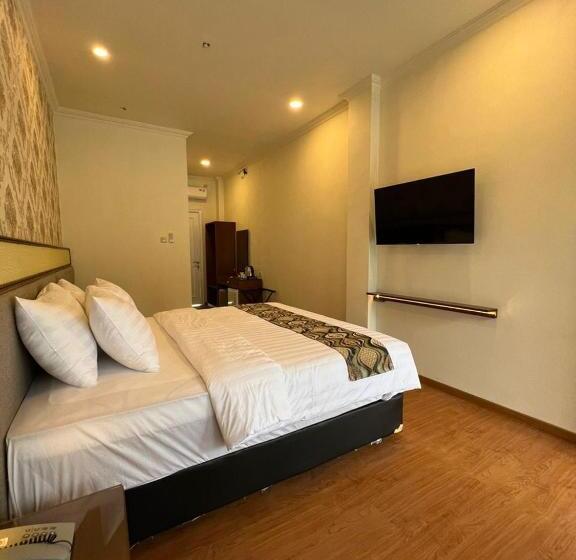 Chambre Deluxe King Size, Indah Palace Tawangmangu