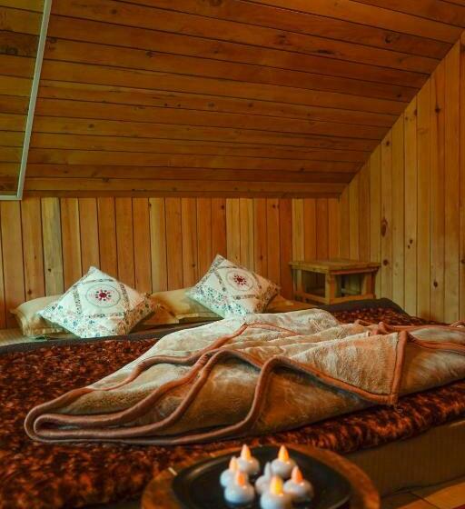 غرفة قياسية رباعية, Sunrise Farm Stays