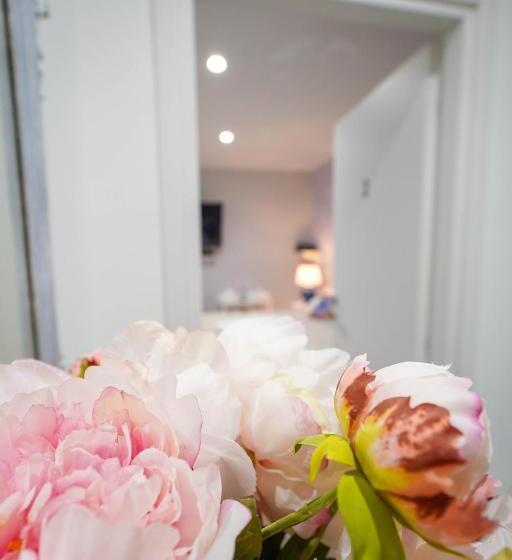 غرفة ديلوكس سرير كينج, Piedigrotta B&b Luxury