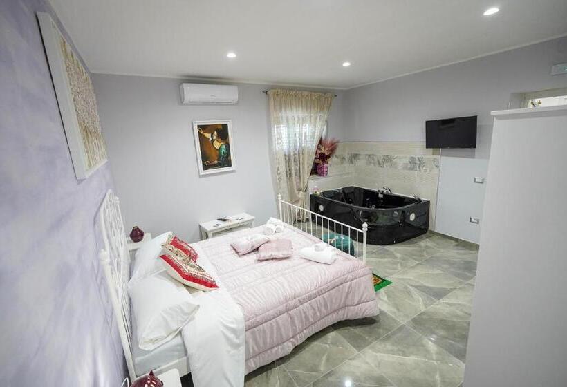 غرفة ديلوكس سرير كينج, Piedigrotta B&b Luxury