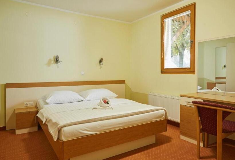 استودیوی استاندارد, Thermal Resort Lendava