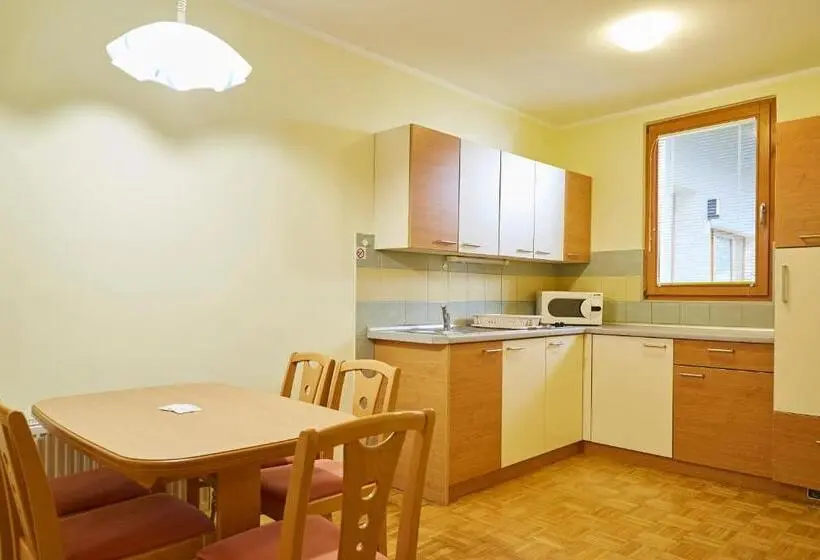 استودیوی استاندارد, Thermal Resort Lendava