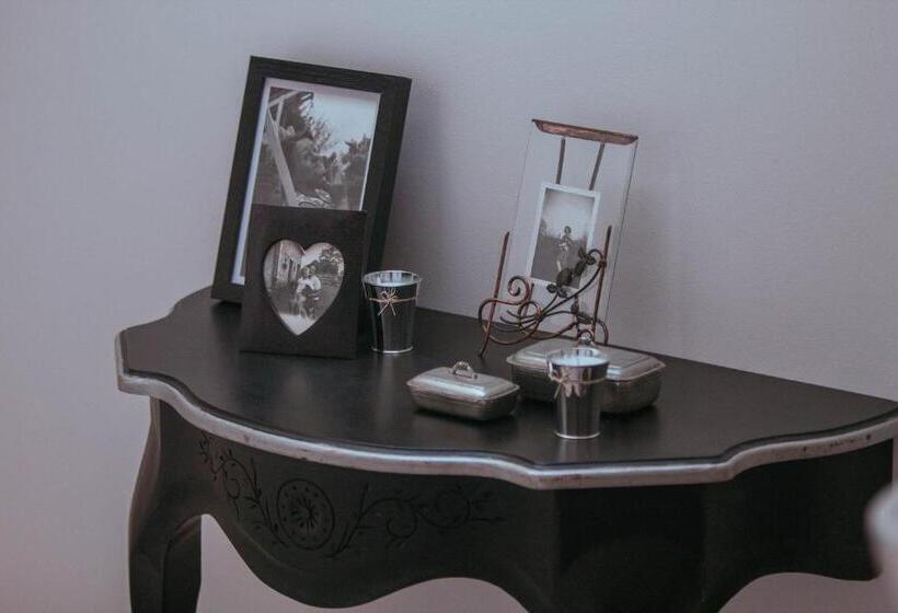 غرفة قياسية مطلّة علي الحديقة, Les Jardins De Nanine