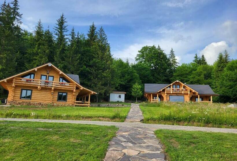 בית, 4 חדרי שינה, Harghita Log Houses